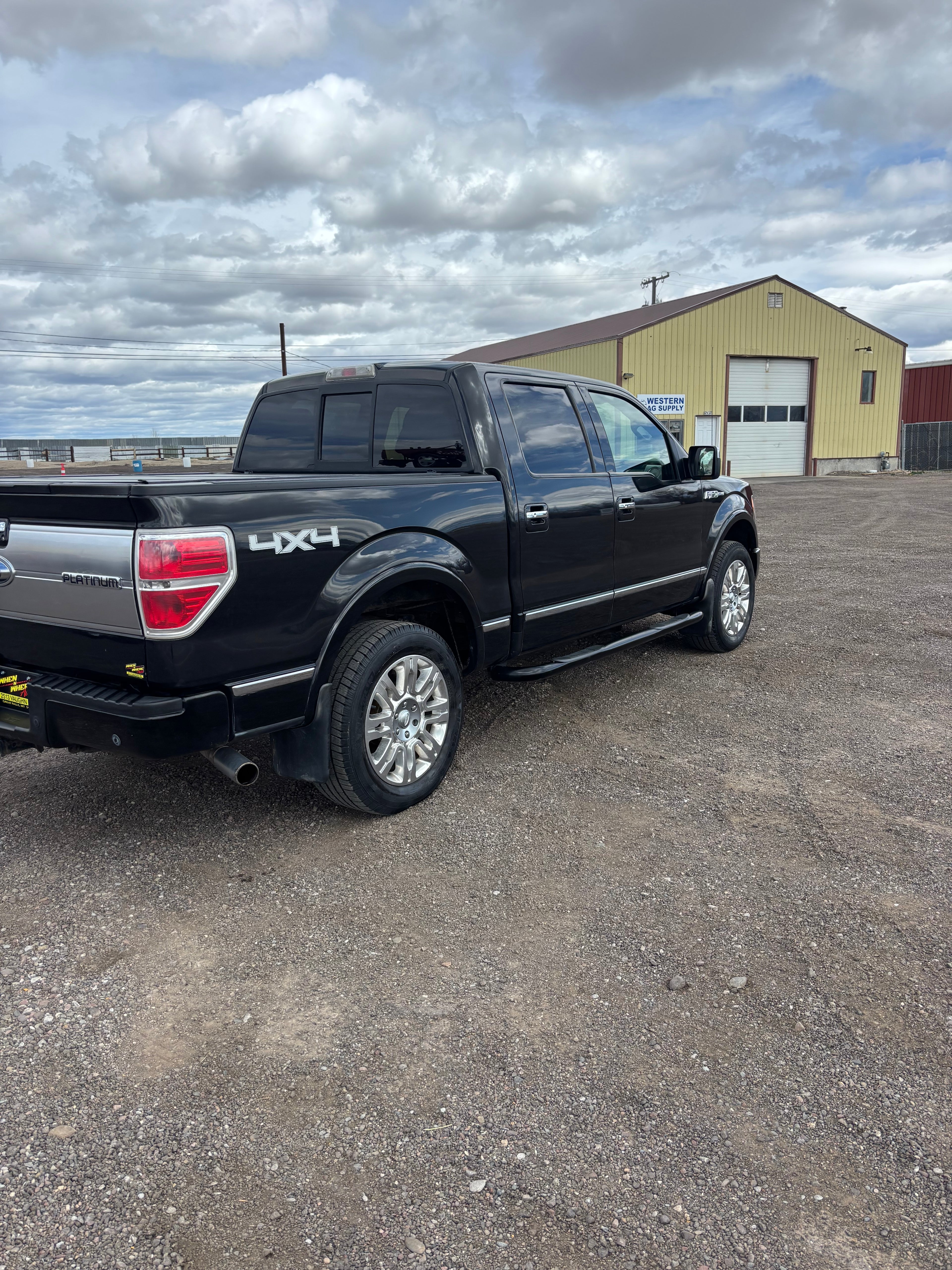 2011 Ford F-150 Platinum 4WD