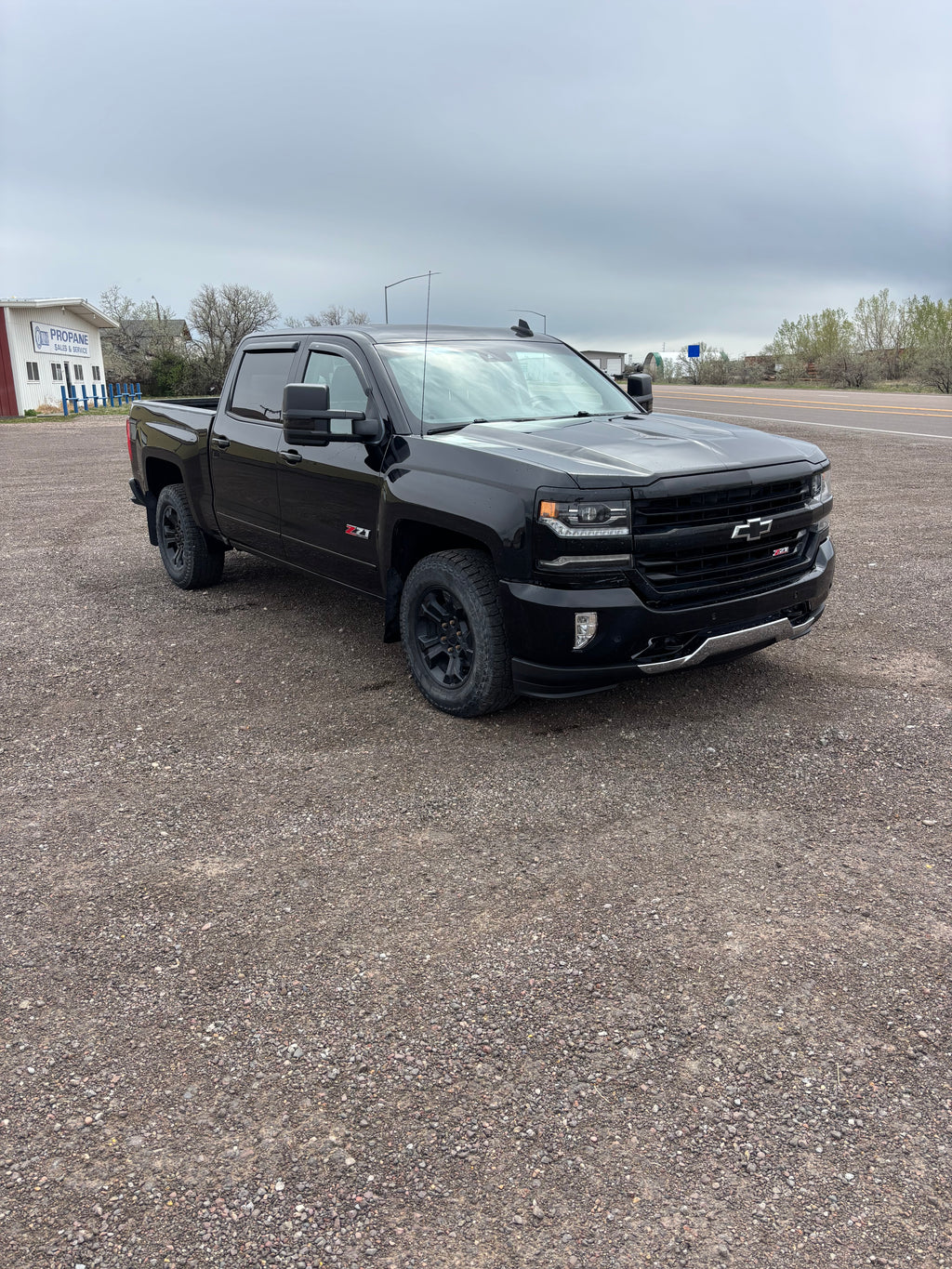 2018 Chevy Silverado 1500 Z71 LTD 4WD