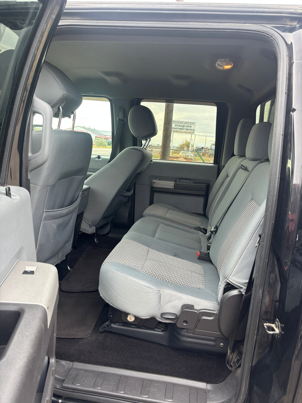 2015 Ford F-250 XLT Crew Cab 4WD | 6.2L V8